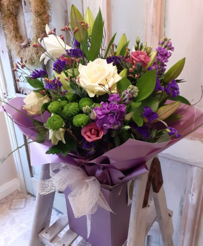 Luxury Seasonal Bouquet - Luxury water bouquet in pink, lilac and cream. These colours are not available over the Christmas Period.
